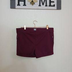 Women's FILA shorts For Running Size LARGE 