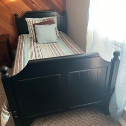Twin Beds With Mattress