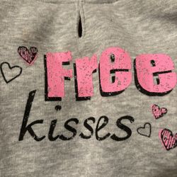 Free Kisses XS Fleece Shirt