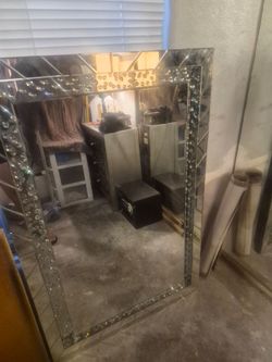Beatiful Elegant mirror