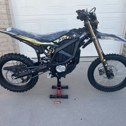 2025 Surron Ultra Bee HP