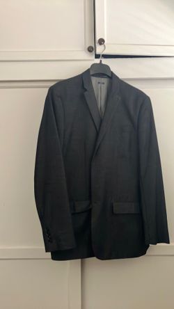 Perry Ellis suit