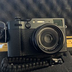 Fujifilm X100 VI black