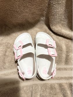 Girl sandals