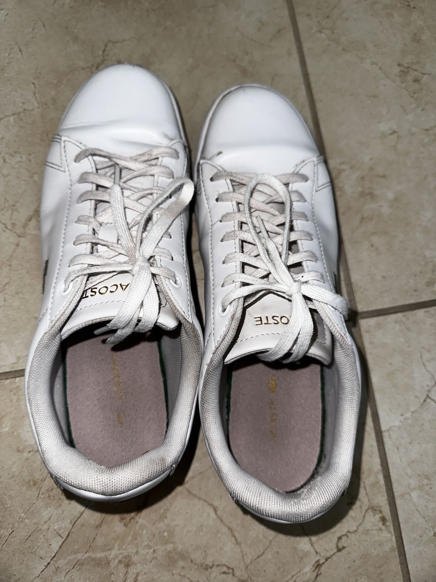Original pre-owned LACOSTE Sneaker Men's Shoes WHITE 8.5 women 9.5. are signs of wear, please see pictures. Box for Sale in Las Vegas, NV -