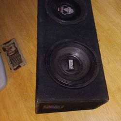 To Boss Audio 12-in Subwoofers With Amplifier Everything Works