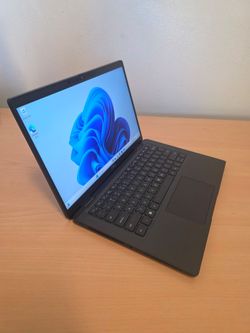 Dell Laptop Computer 2024