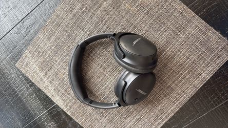 Bose headphones black