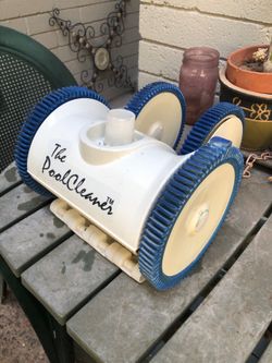 Pool Cleaner Hayward 4 Wheeler