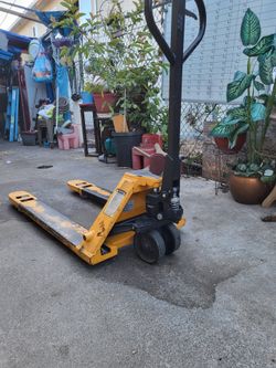 Pallet Jack