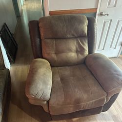 Recliner Chairs