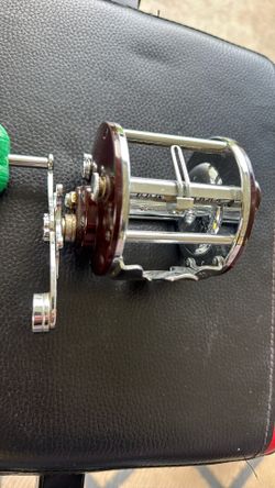 PENN PEER .NO.209 label wind fishing reel Good Condition $60