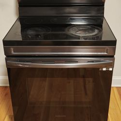 Samsung Electric Stove. 6.3 Cu. Ft. 