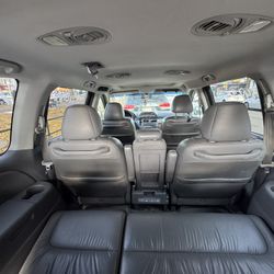 Honda Odyssey 2007.      140 Mil  $3500