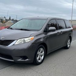 2011 Toyota Sienna