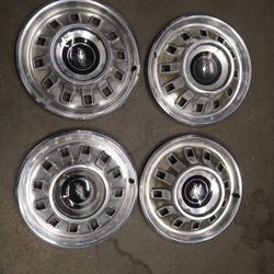 1967 Chevy Impala Hubcaps 