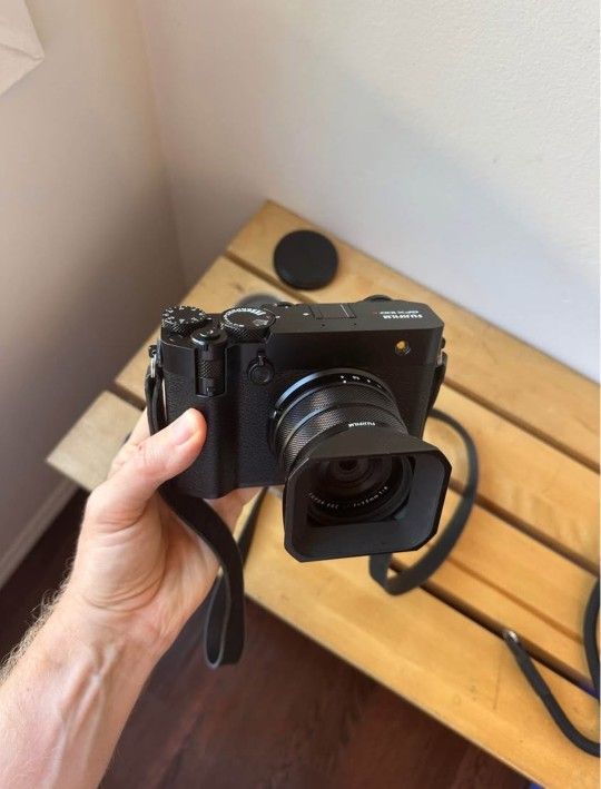 Fuifilm GFX 100RF