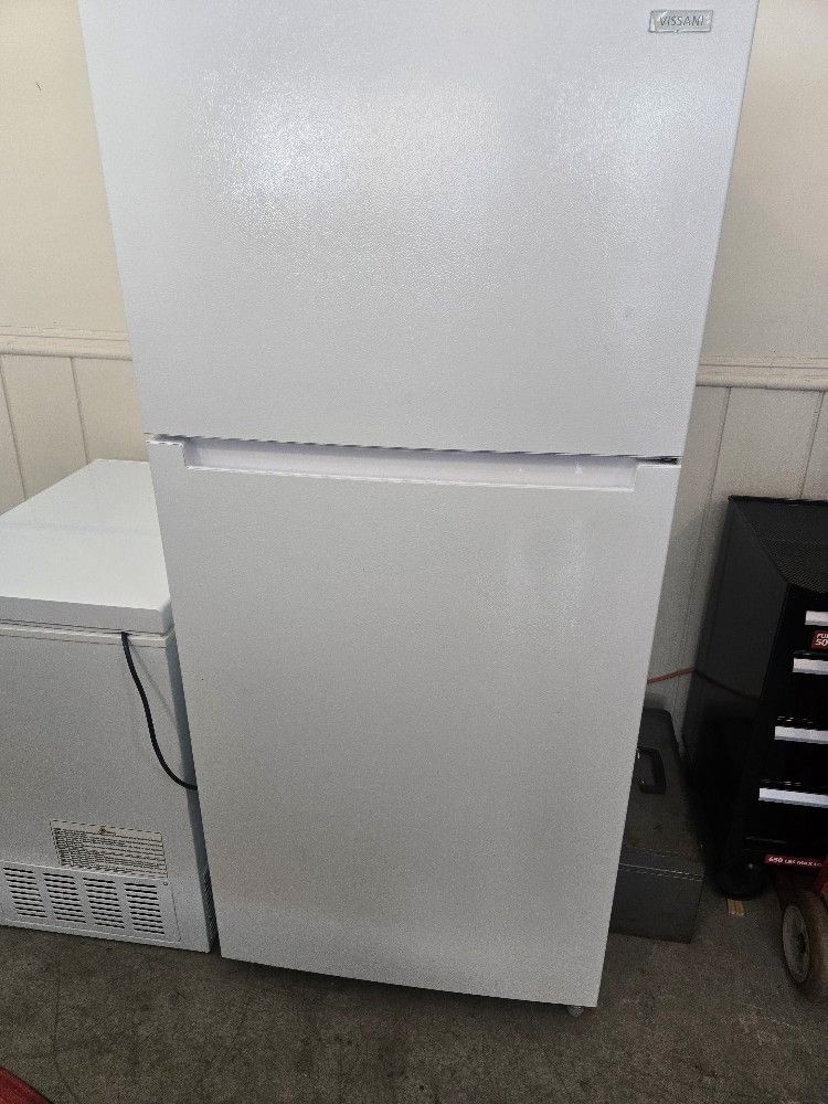 White Fridge And Deep Freezer For Sale