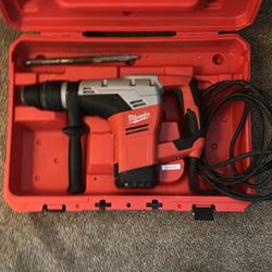 Milwaukee 1-9/6" SDS Max Rotary Hammer Drill With Case 