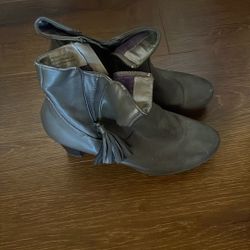 Women Gray Ankle Boots 