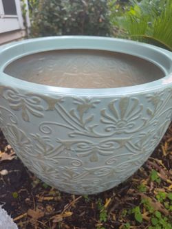 LG SZ planter garden pot