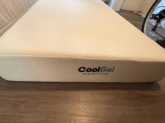 CoolGel 8 inch Memory Foam Mattress