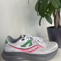 Saucony Guide 16 Grey 'White Pink Gravel' | Size Women 9