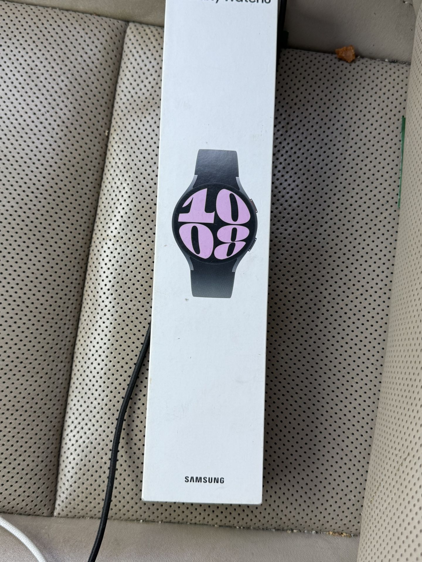 Samsung Galaxy, Six Watch