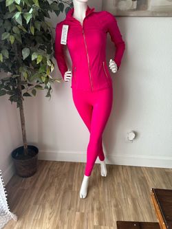 Lululemon. Sets 80&
