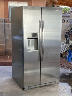 WHIRLPOOL STAINLESS STEEL REFRIGERATOR