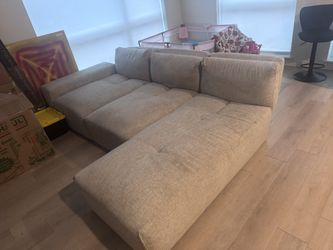 Modern Sectional Couch – Adjustable Backrests