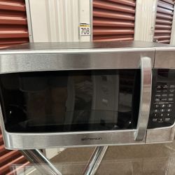 EMERSON 1000 WATTS MICROWAVE BLACK STAINLESS STEEL 