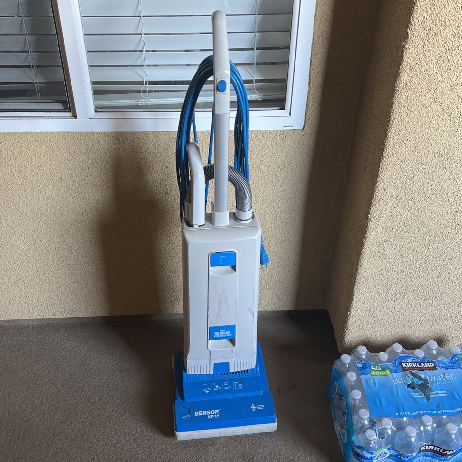 Windsor Sensor XP12 Upright Vacuum