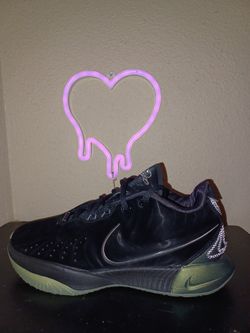 Nike LeBron