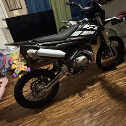 RFZ Dirt bike thunder 150cc