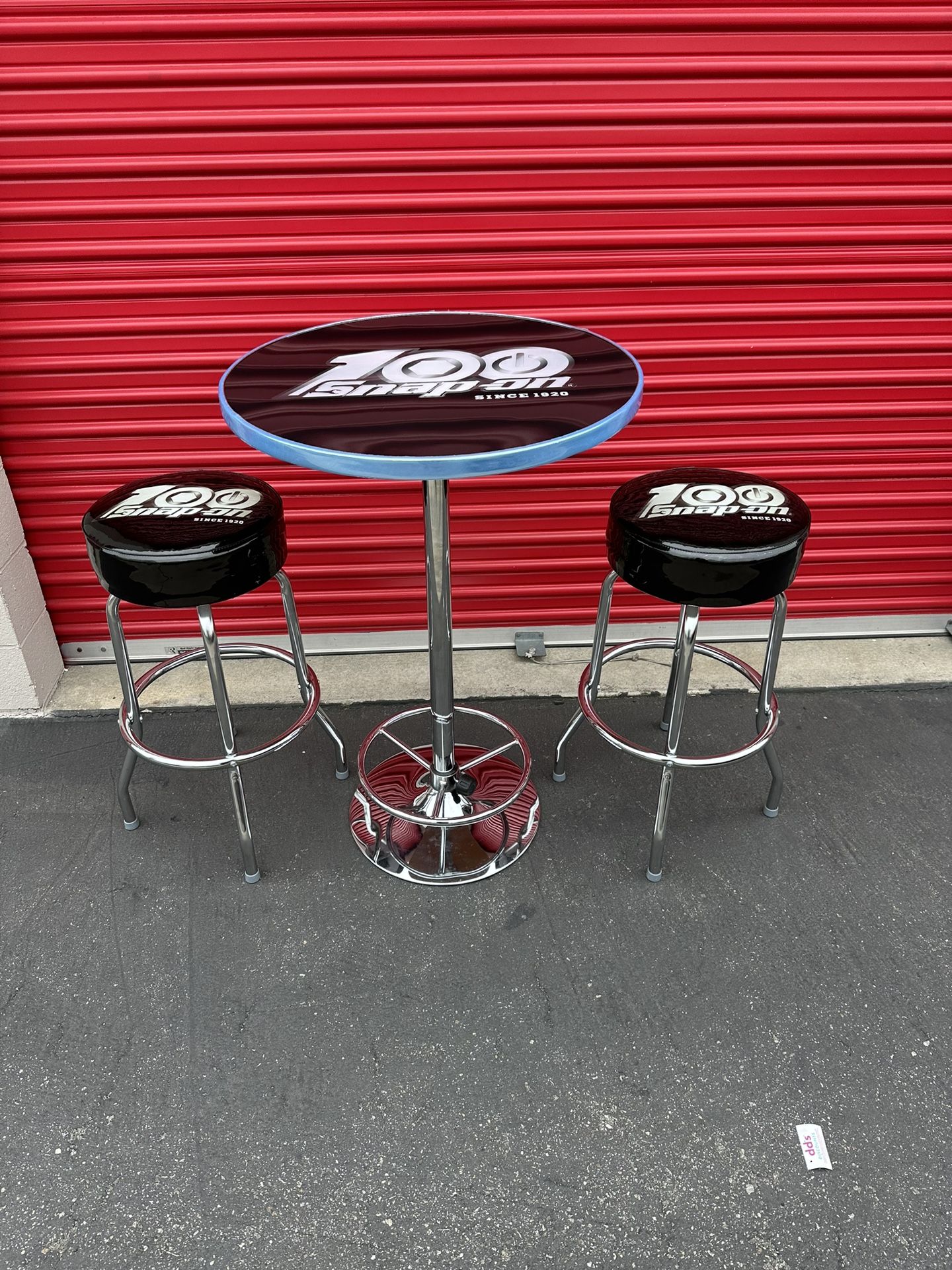 Snap-on Bar Stools With Table