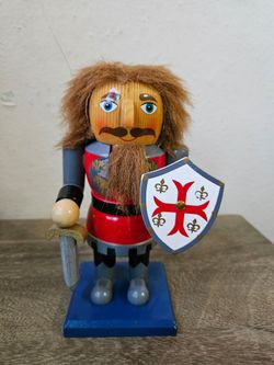 Knight Nutcracker World Market 2016