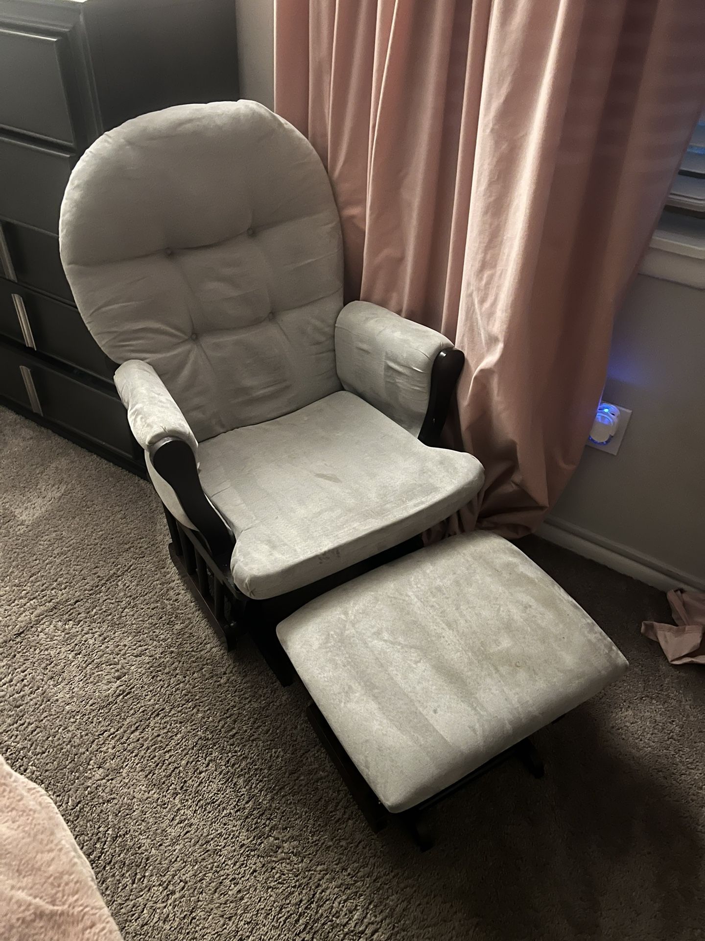 Wooden Rocking Chair with Cushions & Matching Rocking Ottoman – Used