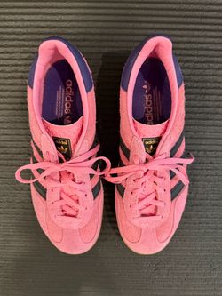 Women’s Adidas Gazelle 8-1/2