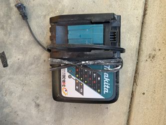 Makita charger