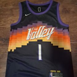 Nike phoenix Sun Jersey City, edition black, orange, white, and purple size XL