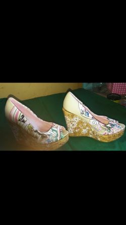 Ed Hardy wedges