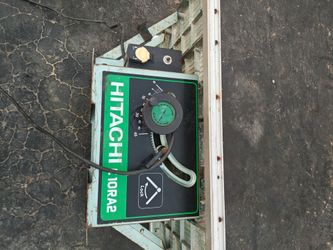 Sierra de Mesa Hitachi 10" / Hitachi 10" Table Saw C 10RA2