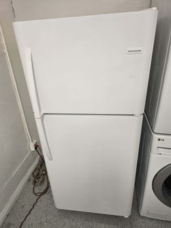 Frigidaire refrigerator