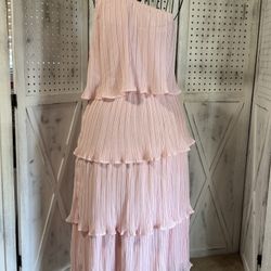 New with tags, pink dress, size Small