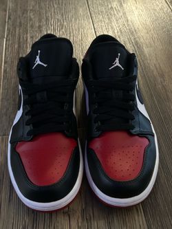Jordan 1 Mid Black Red Trainers