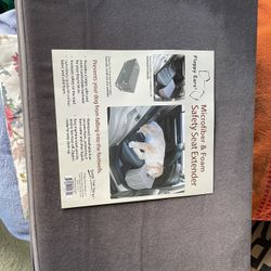Microfiber & Foam Safety Seat Extender