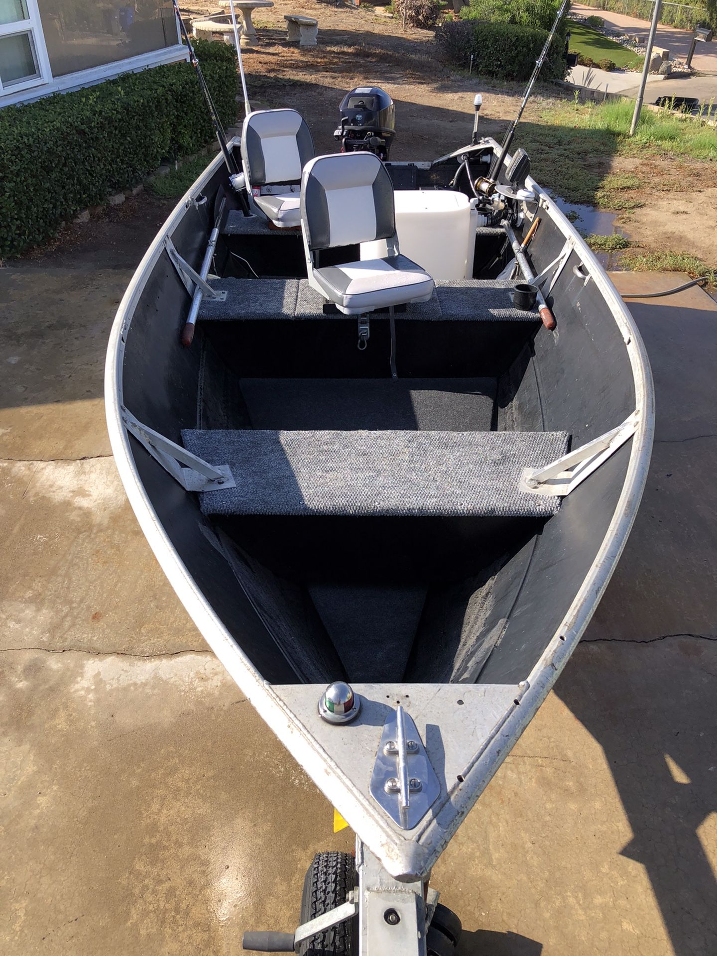 15 Ft Gregor Boat With 20 HP Four Stroke Set Up For Fishing for Sale in