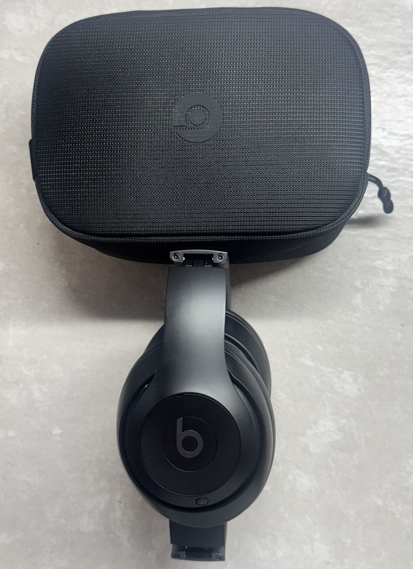 Beats Studio Pro 