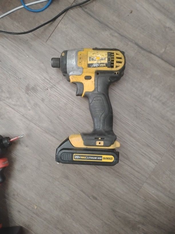 DeWalt 20 Volt Max Quarter Inch Impact Driver